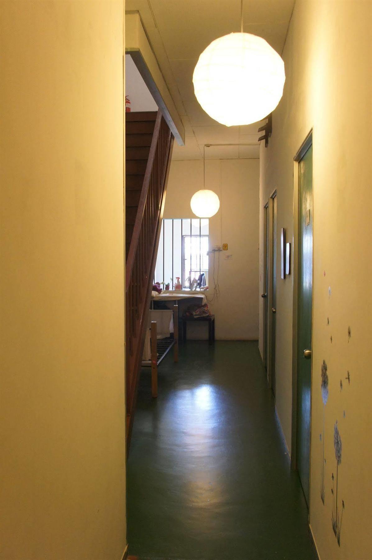 The Jiong House Hostel Malacca Екстериор снимка