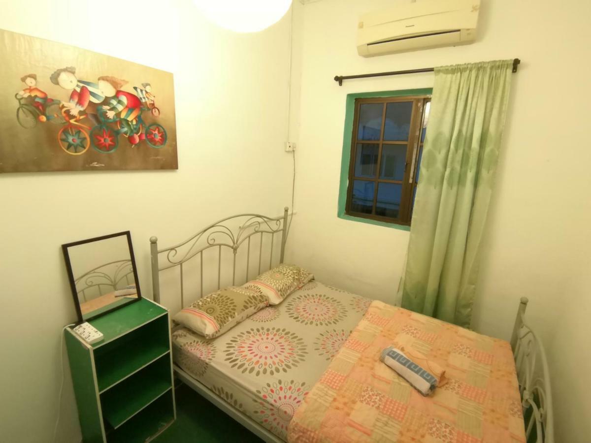 The Jiong House Hostel Malacca Екстериор снимка